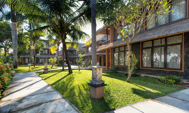 Puri Saron Hotel Baruna Beach Lovina Exterior photo